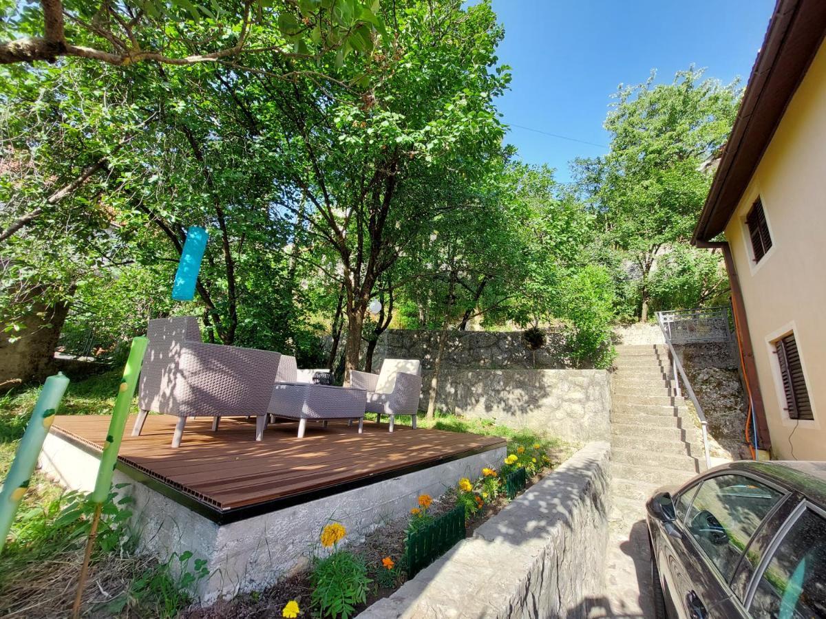 Holiday Home Milanovic Cetinje Exterior photo