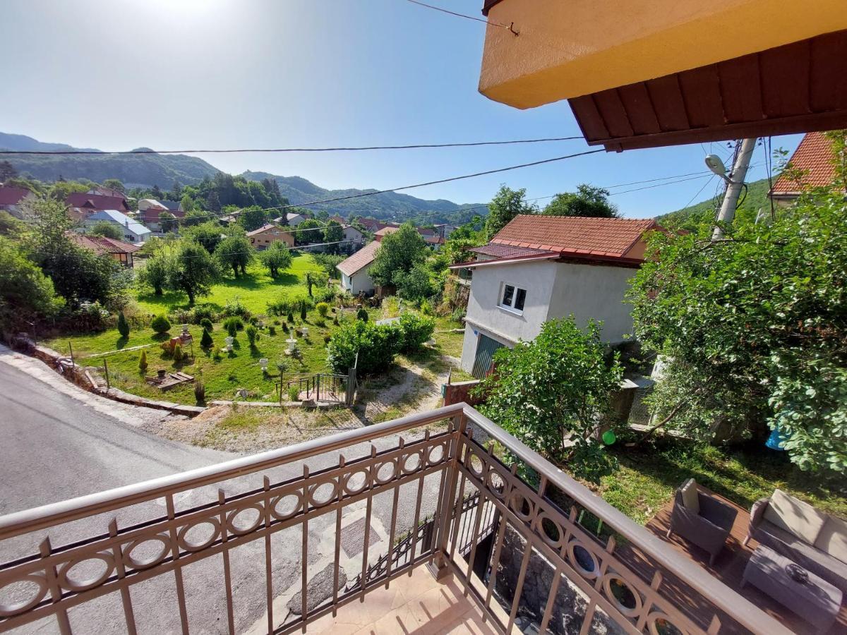 Holiday Home Milanovic Cetinje Exterior photo